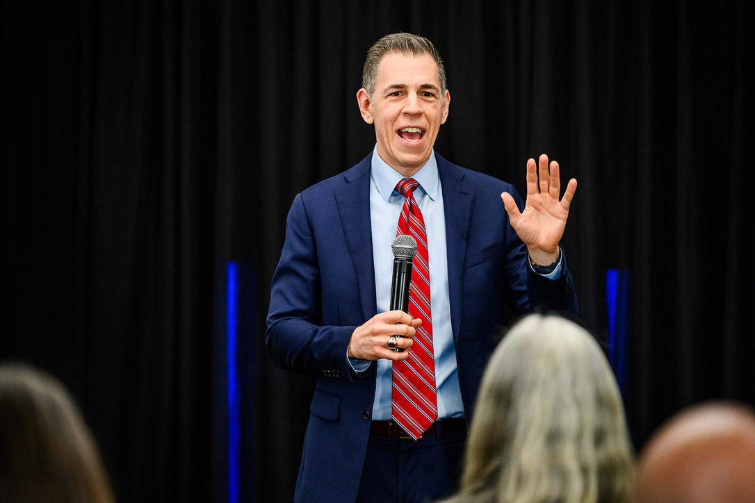 Mark Albert leading a workshop for business owners